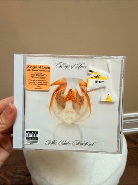 A-Ha Shake Heartbreak [PA] by Kings of Leon (CD, Feb-2005, RCA) Brand New